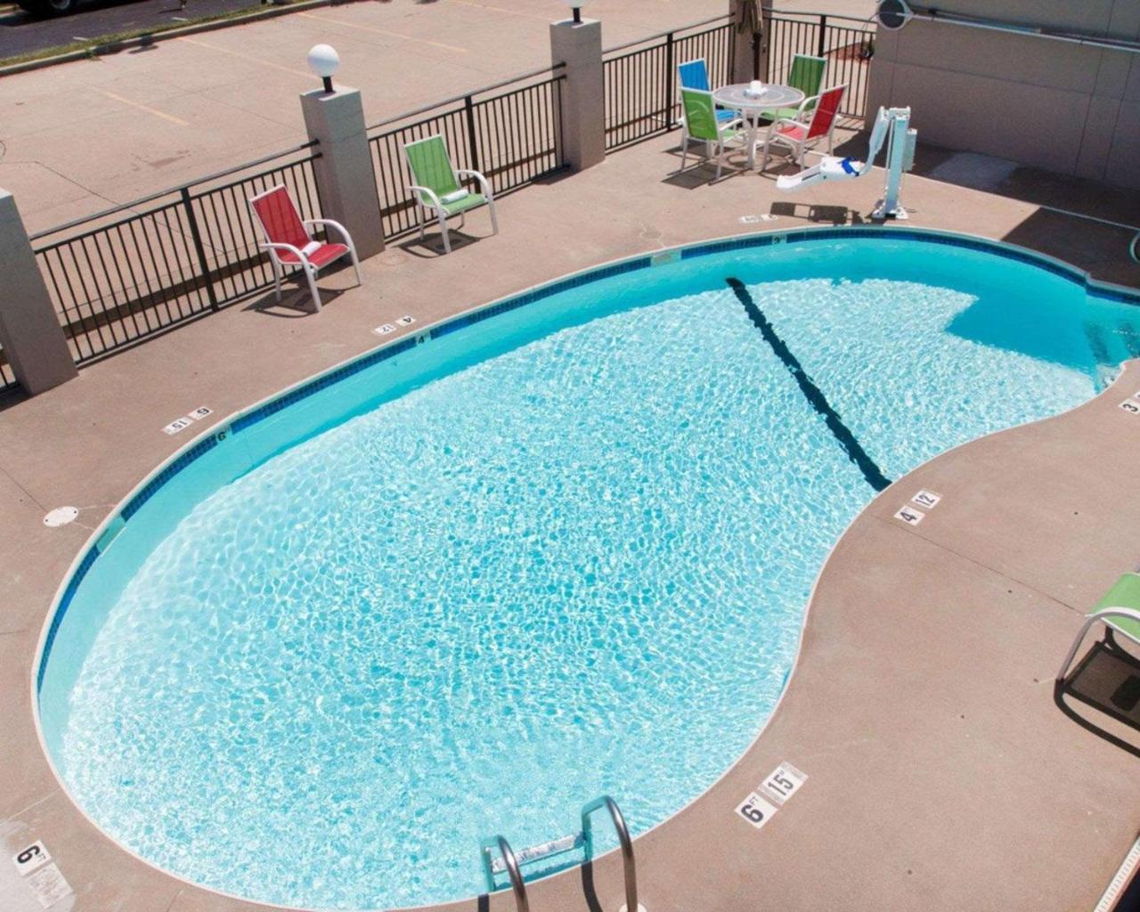 Quality Inn Us65 & E Battlefield Rd สปริงฟิลด์ ภายนอก รูปภาพ